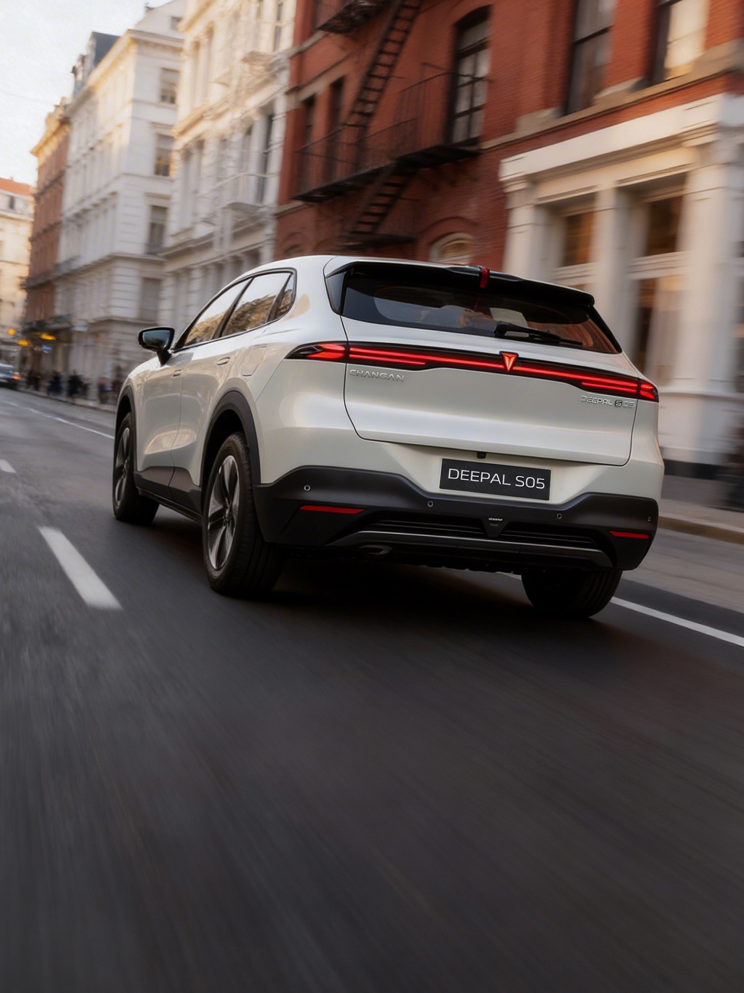 Nova opção de sistema de propulsão ultra-híbrido: Changan Deepal S05 PHEV como ponto de partida ideal para um futuro elétrico 15 Nova opção de sistema de propulsão ultra-híbrido: Changan Deepal S05 PHEV como ponto de partida ideal para um futuro elétrico 15