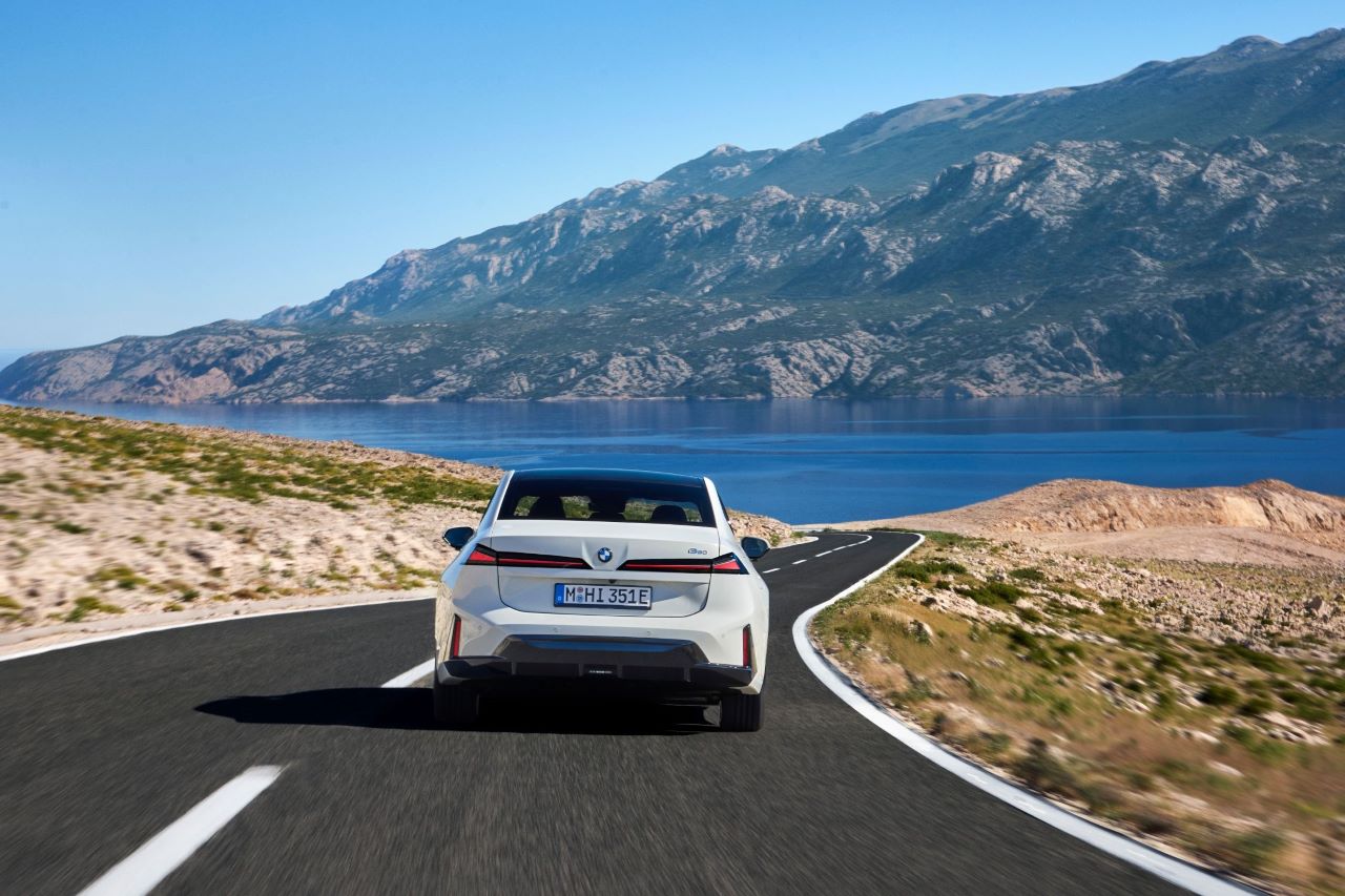 “BMW i3 50 xDrive as First Edition”: já disponível para encomenda 15