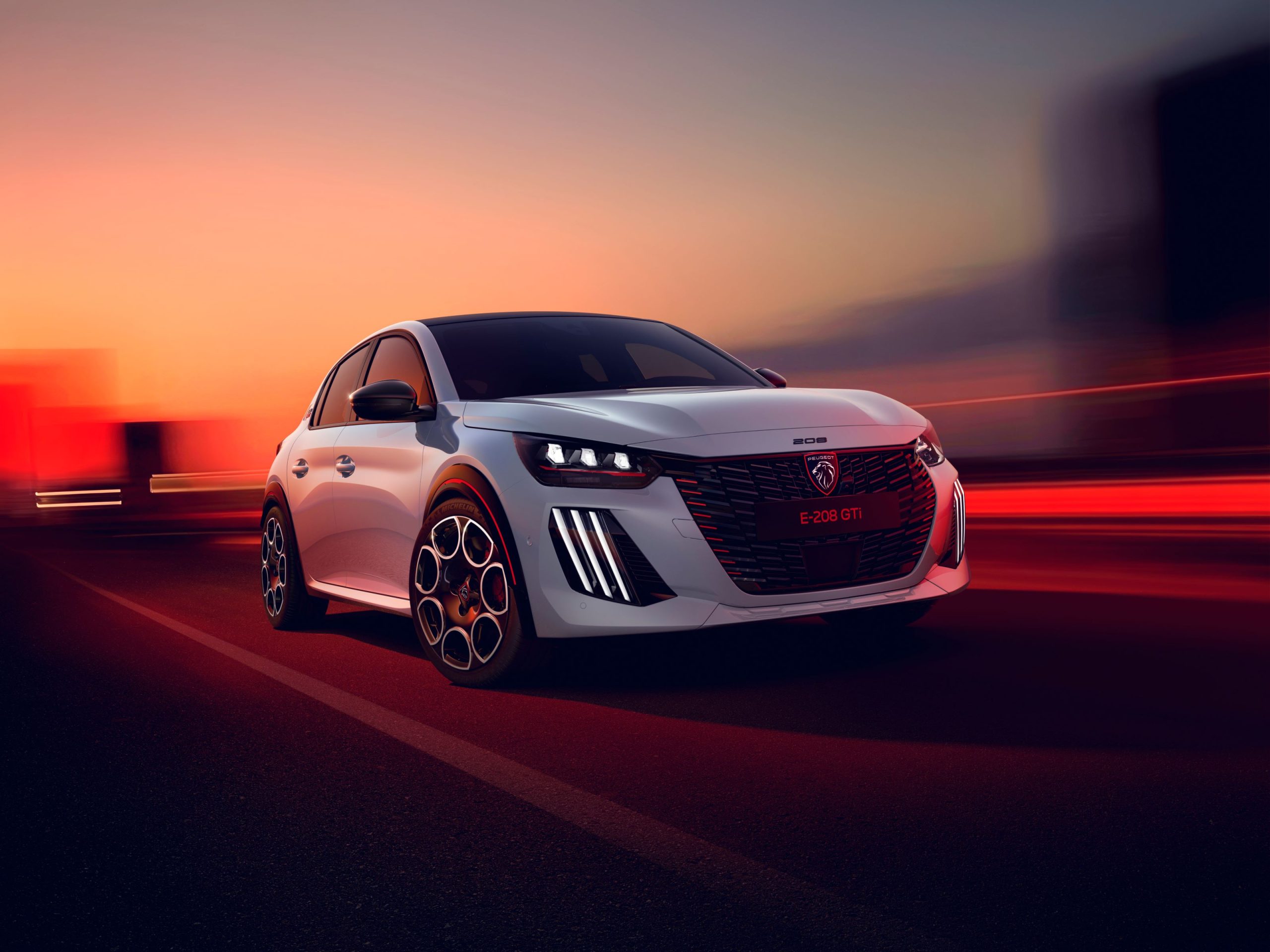 Encomendas abertas para PEUGEOT E-208 GTi 15
