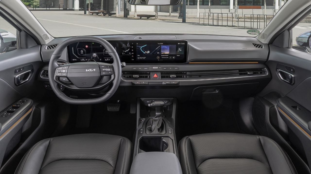 Kia K4 Sportswagon chega a Portugal com um novo conceito de carrinha familiar 16