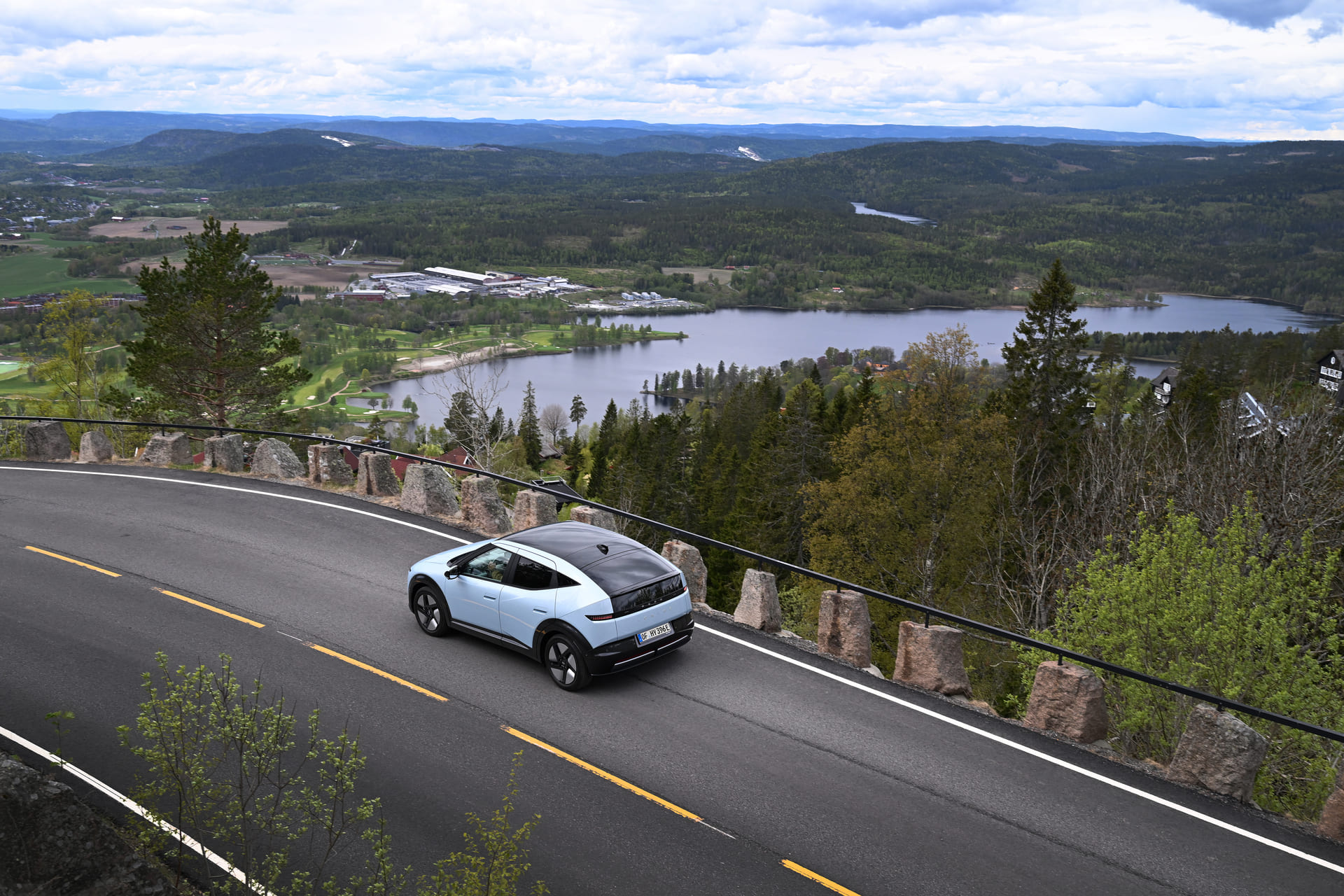 Hyundai IONIQ 3 combina design e tecnologia em experiência de mobilidade elétrica mais intuitiva 16