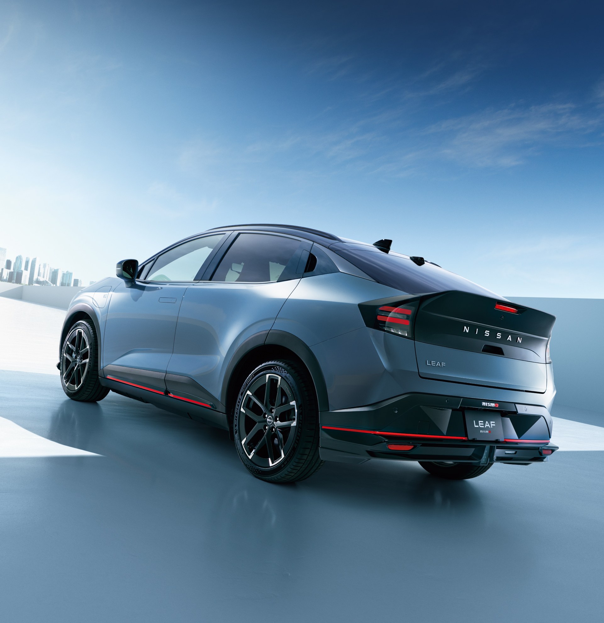 Novo Nissan LEAF NISMO apresentado no Japão, uma interpretação mais desportiva do SUV 100% elétrico 15