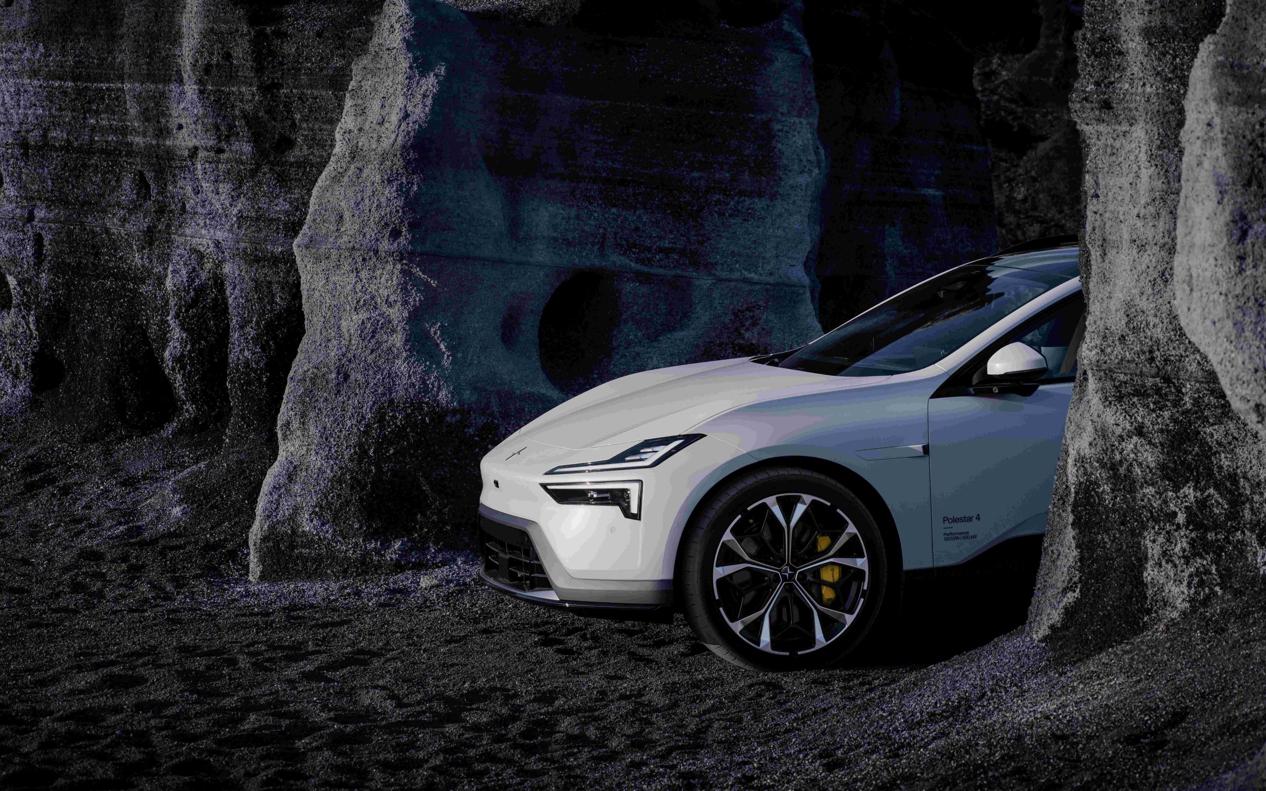 Polestar apresenta o Novo Polestar 4 SUV: Maior versatilidade, performance sem concessões 13