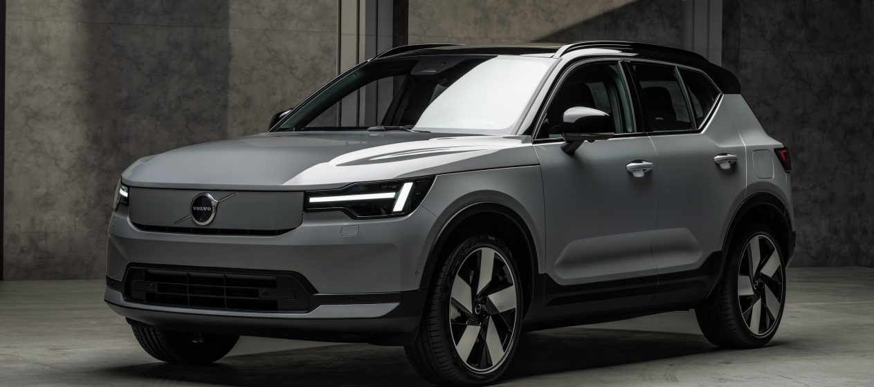 Volvo renova gama 40 com mais tecnologia, segurança e inteligência artificial 13