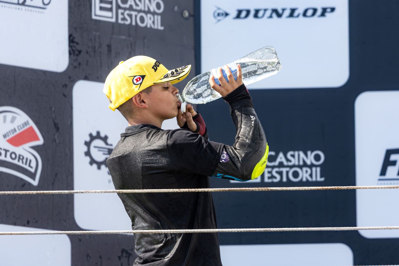 Simão Viegas conquista o título nacional de velocidade em CNV JR MIR Moto5 14 Simão Viegas conquista o título nacional de velocidade em CNV JR MIR Moto5 14