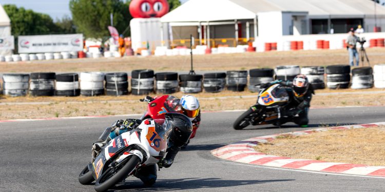 Simão Viegas em Destaque nos 160cc e nas Moto5 em Castelo Branco 16