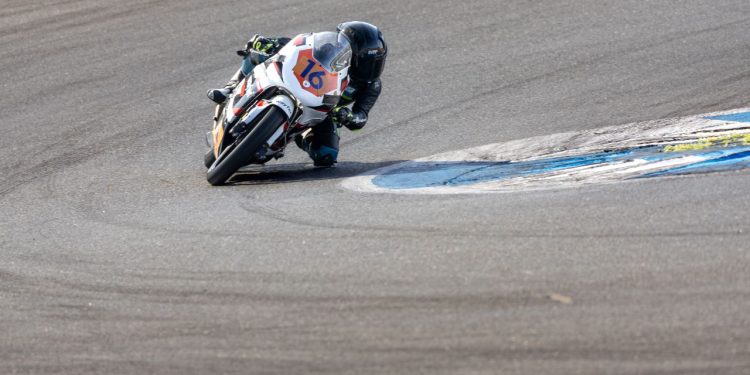 Simão Viegas conquista o título nacional de velocidade em CNV JR MIR Moto5 20 Simão Viegas conquista o título nacional de velocidade em CNV JR MIR Moto5 20