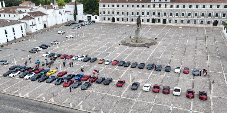 Clube Roadster MX-5 PT levou 64 Mazda MX-5 e 120 miateiros à “Princesa do Alentejo” 16