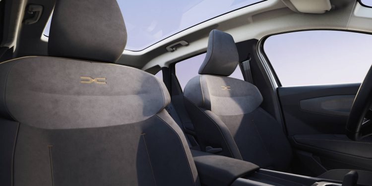 Abertura de encomendas Novo Dacia Striker 21