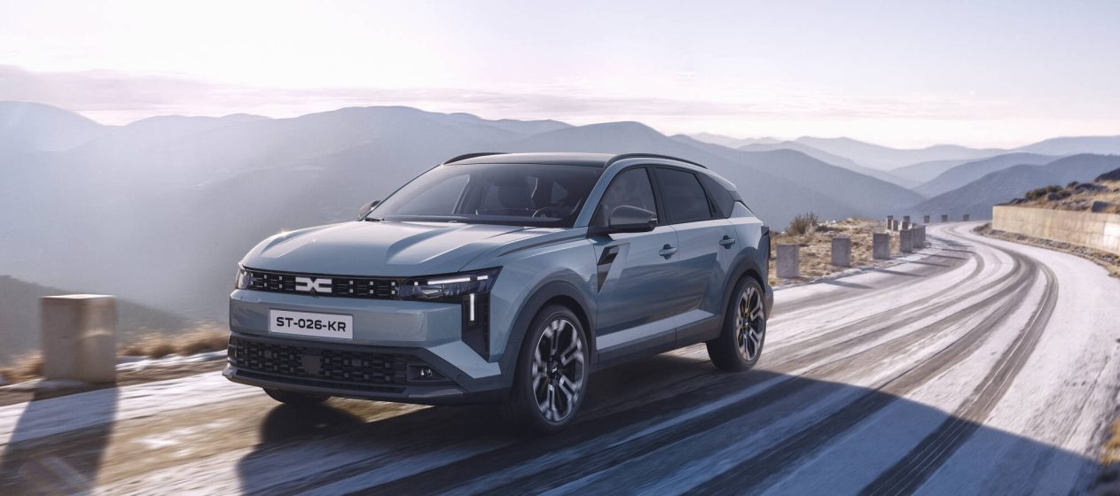 Abertura de encomendas Novo Dacia Striker 13
