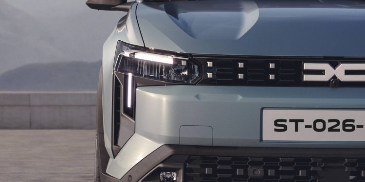 Abertura de encomendas Novo Dacia Striker 28