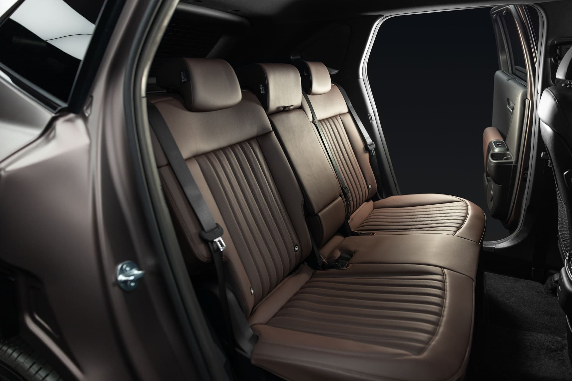 Novo Hyundai TUCSON combina design arrojado, tecnologia híbrida inteligente e conectividade de nova geração 19