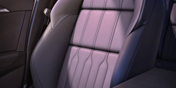 Scenic E-Tech elétrico: atualizado para um conforto, conectividade e desempenho elétrico melhorado 33